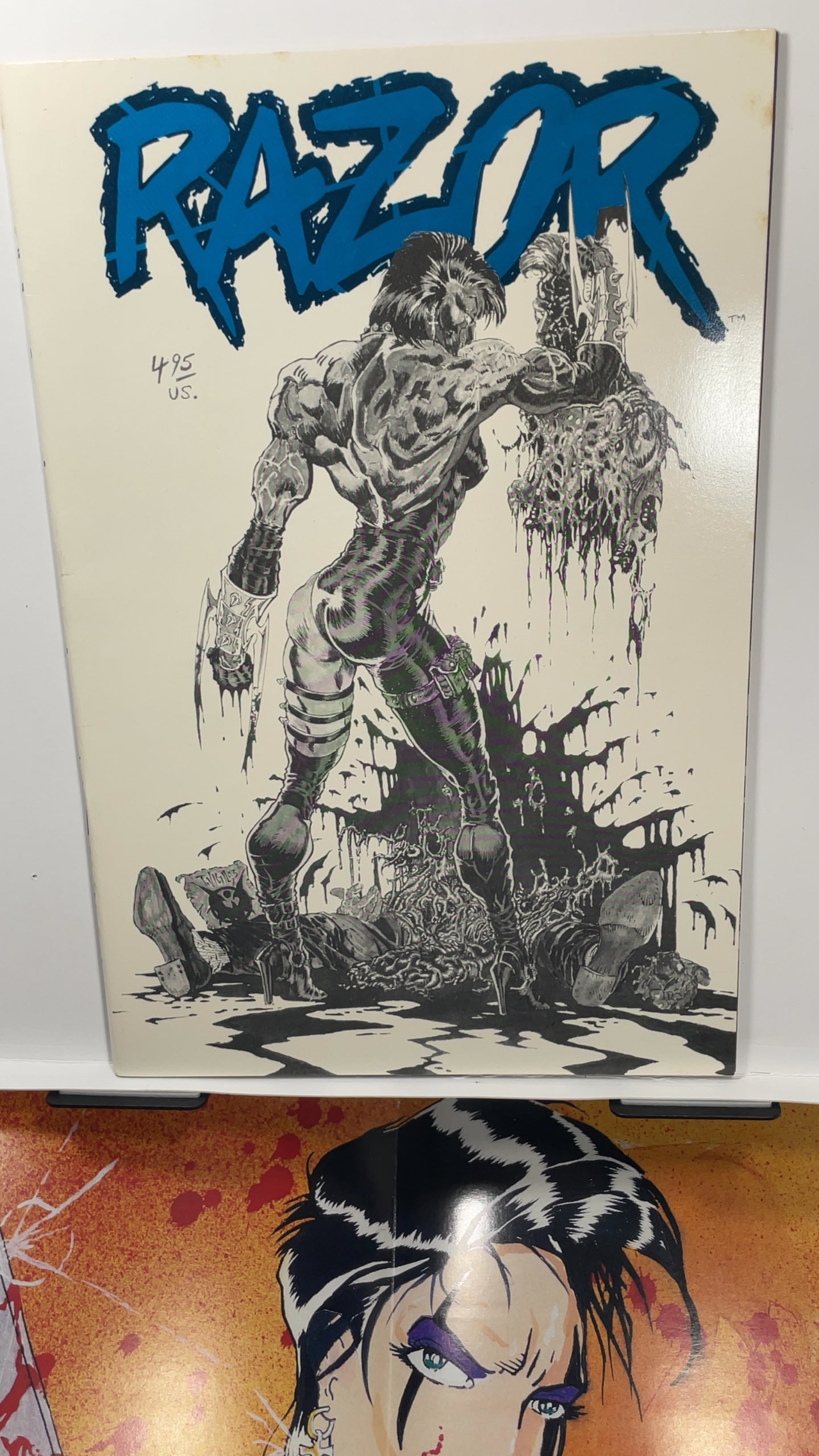 Razor #4 London Night Studios Comic 1:10 Variant with Poster