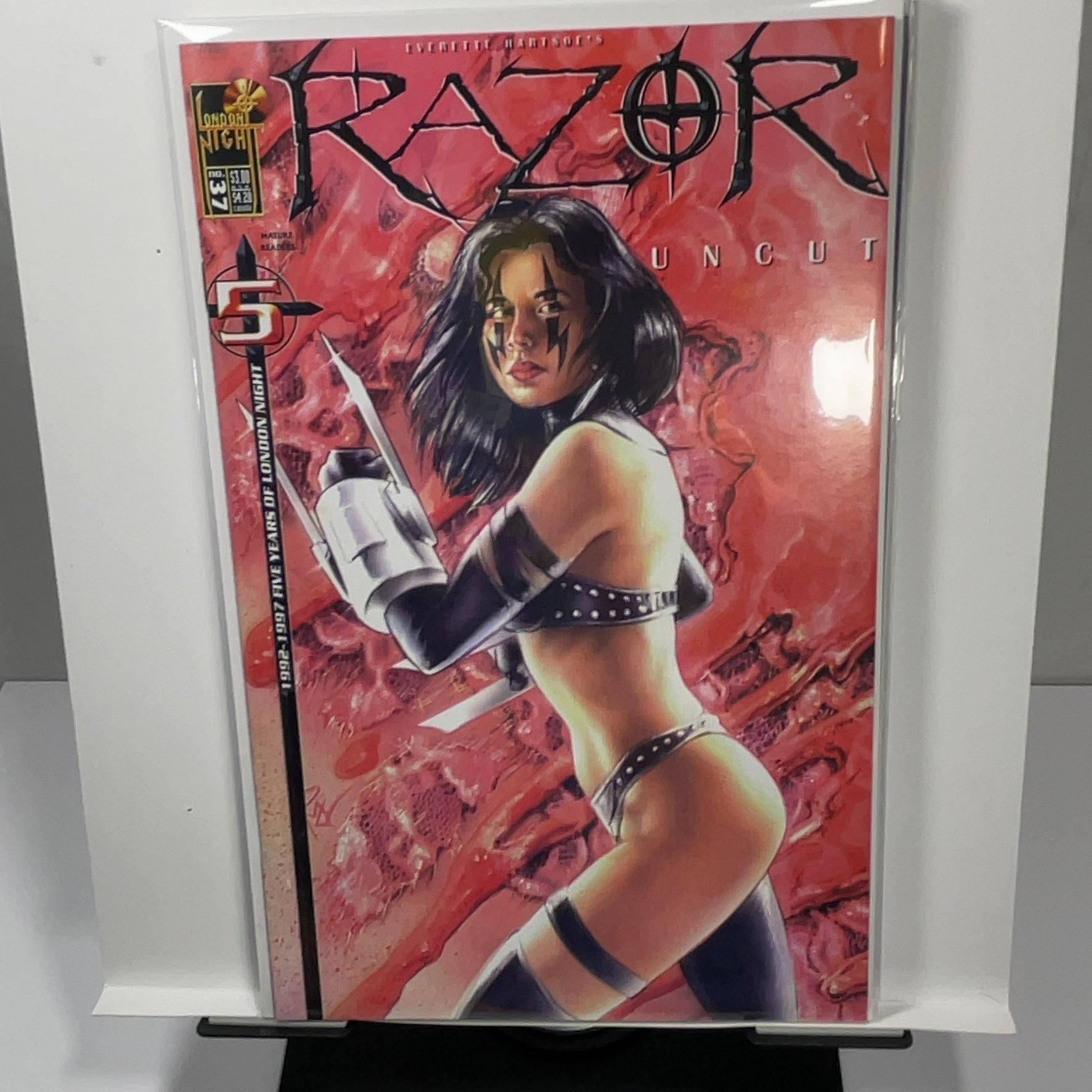 Razor Uncut #36-40 Comic Lot London Night Comics — photo 2