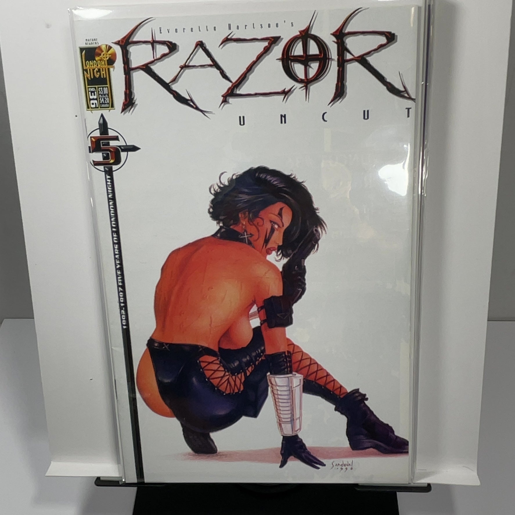 Razor Uncut #36-40 Comic Lot London Night Comics